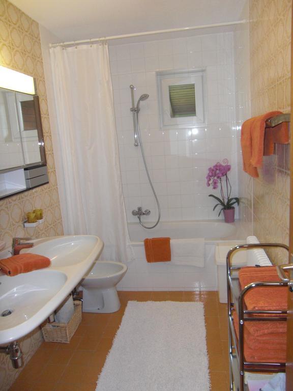 Haus Slechta Apartamento Kitzbühel Habitación foto